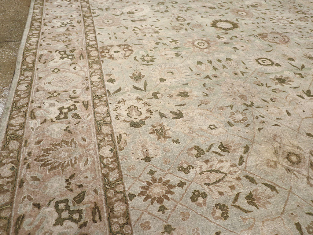 Antique Persian Tabriz Room Size Carpet, No.29819 - Gsblank