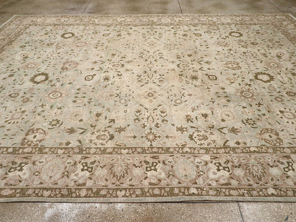 Antique Persian Tabriz Room Size Carpet, No.29819 - Gsblank