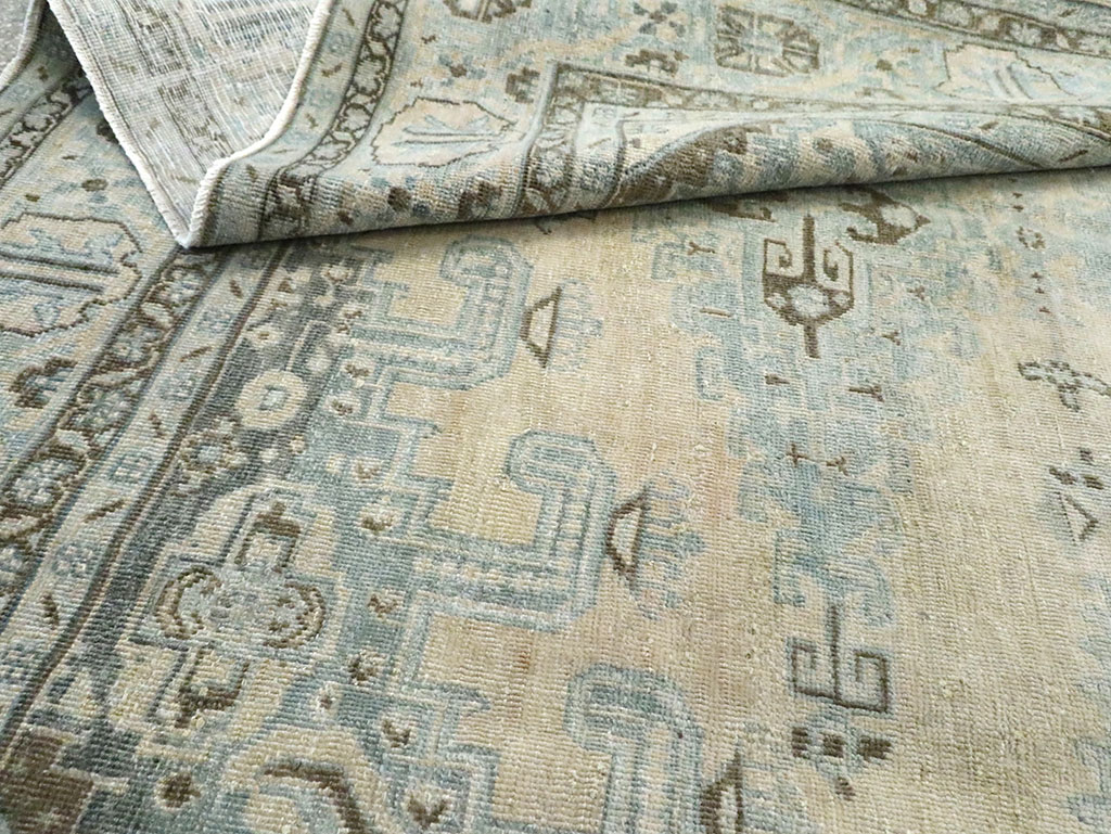 Vintage Persian Veece Accent Carpet, No.29852 - Gsblank