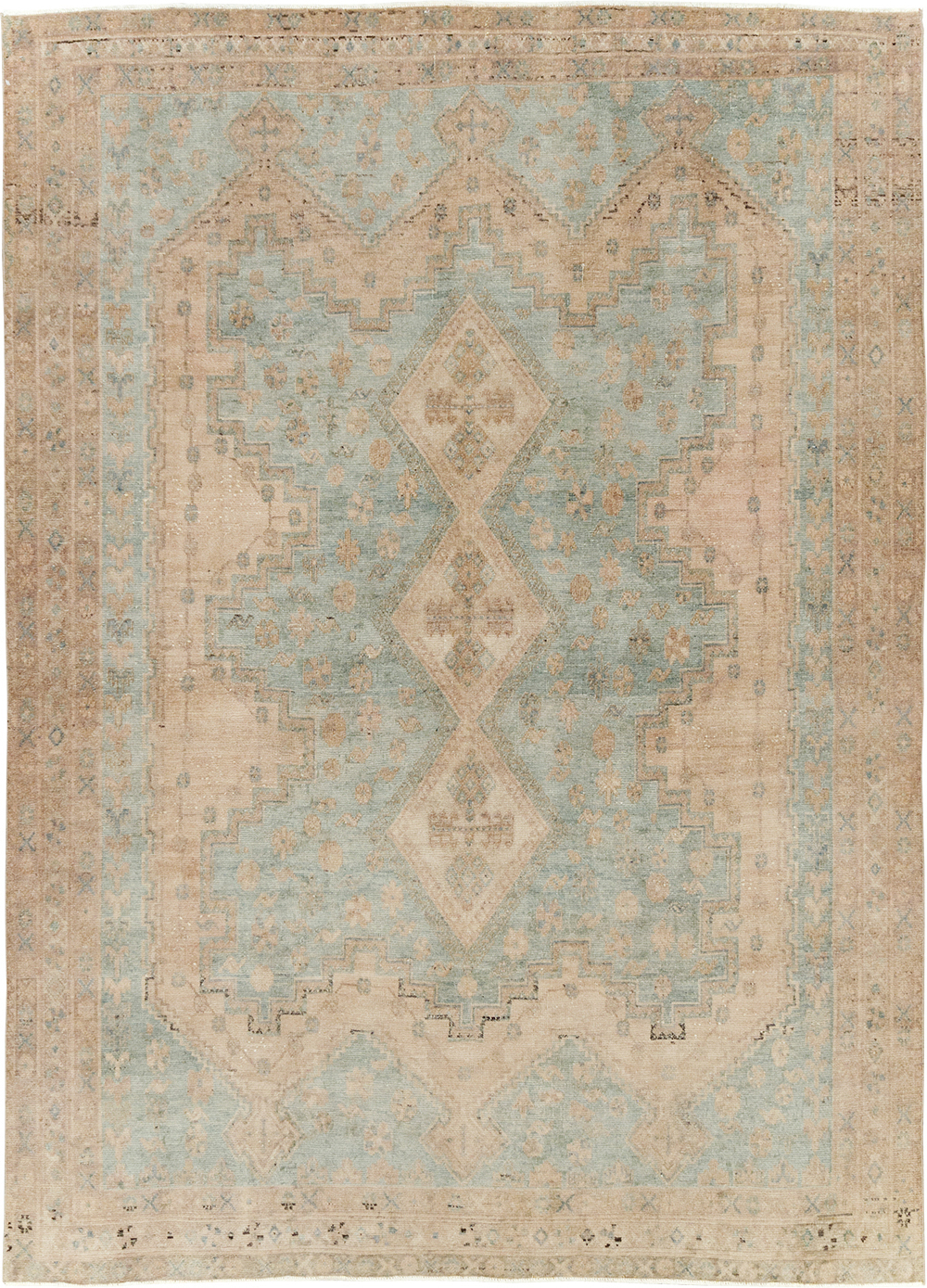 Vintage Persian Shiraz Accent Rug, No.29873 - Gsblank