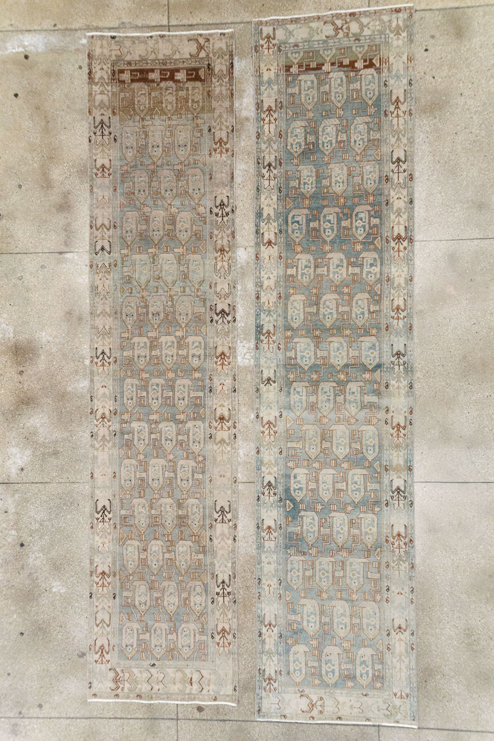 Antique Persian Malayer Runner (Pair: 2 of 2), No.29941 - Gsblank