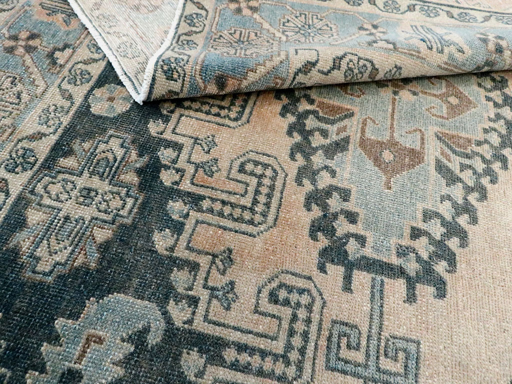 Vintage Persian Veece Carpet, No.29955 - Gsblank