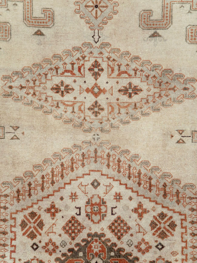 Vintage Persian Veece Carpet, No.29956 - Gsblank
