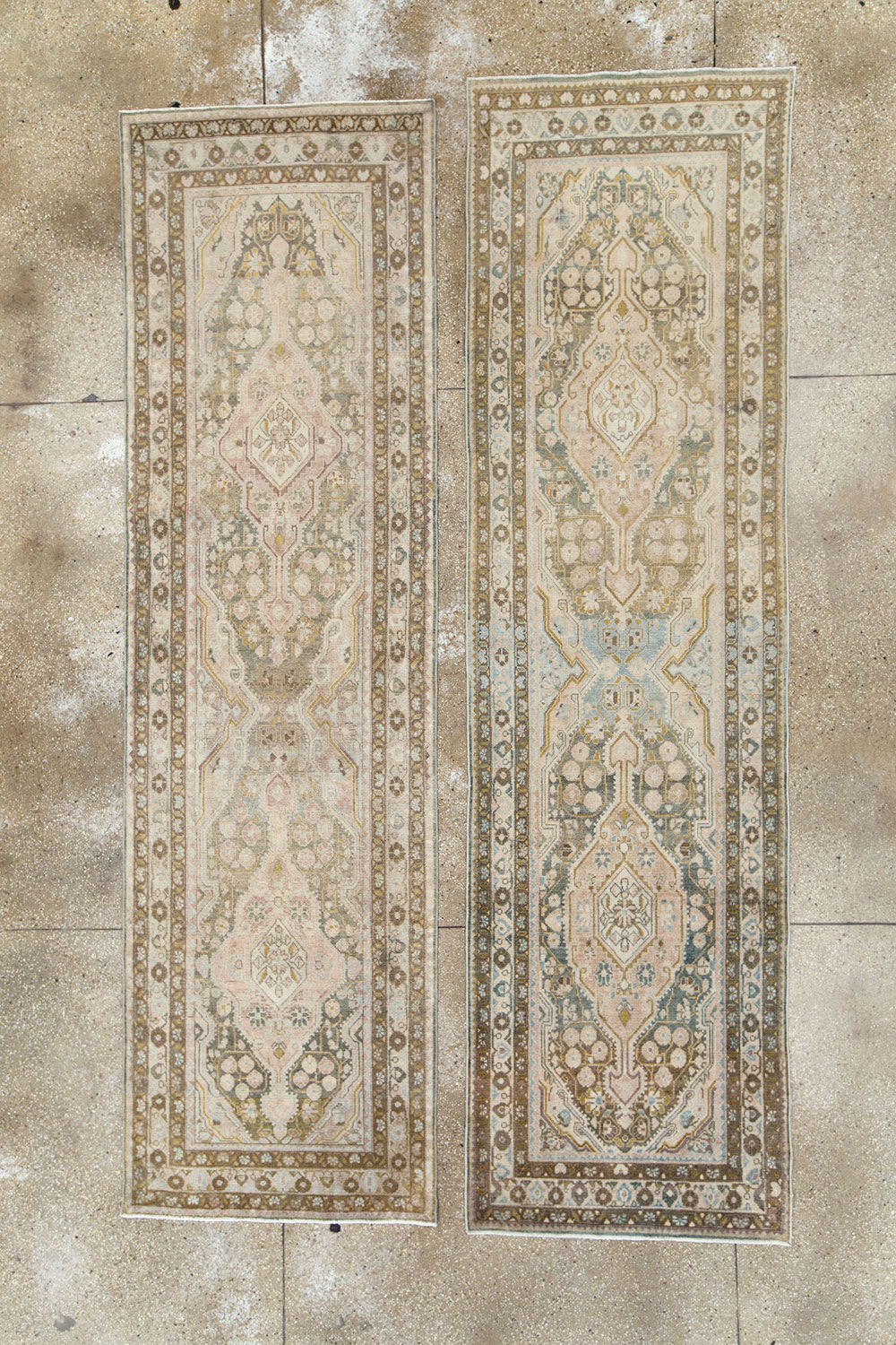 Vintage Persian Malayer Runner (Pair: 2 of 2), No.29959 - Gsblank