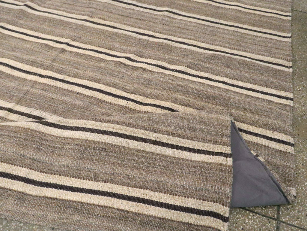 Modern Turkish Flatweave Kilim, No.30023 - Gsblank