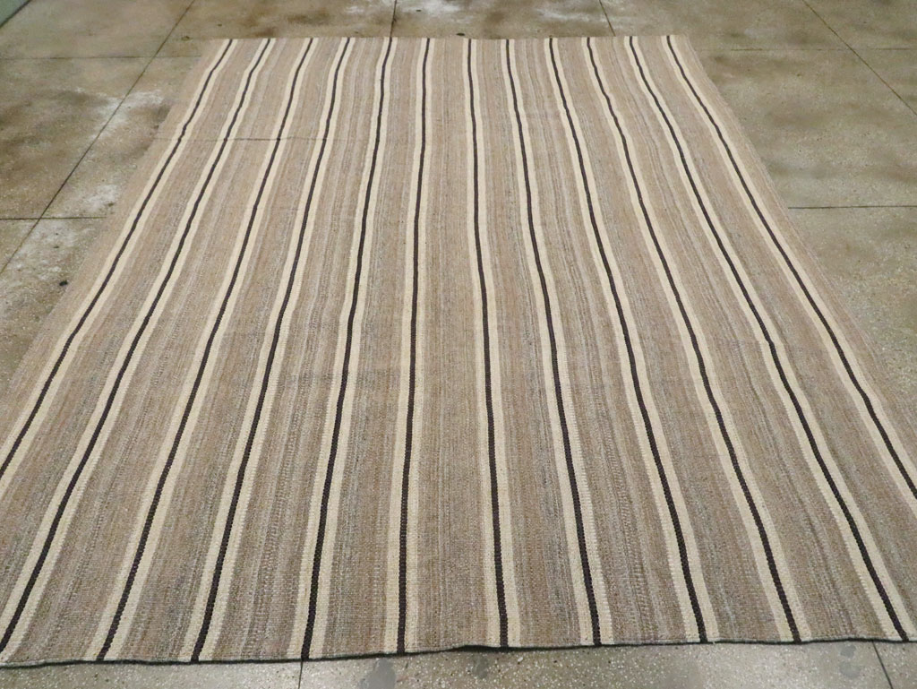 Modern Persian Flatweave Kilim Room Size Carpet, No.30024 - Gsblank