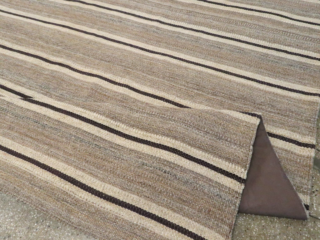 Modern Persian Flatweave Kilim Room Size Carpet, No.30024 - Gsblank