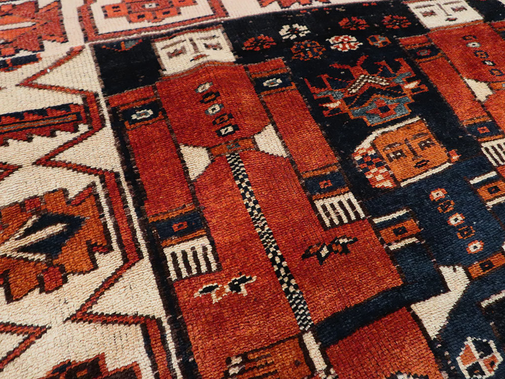 Vintage Persian Pictorial Bakhtiari Rug, No.30028 - Gsblank