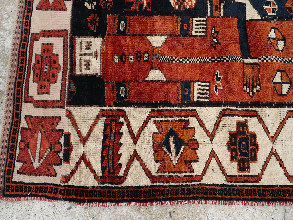 Vintage Persian Pictorial Bakhtiari Rug, No.30028 - Gsblank