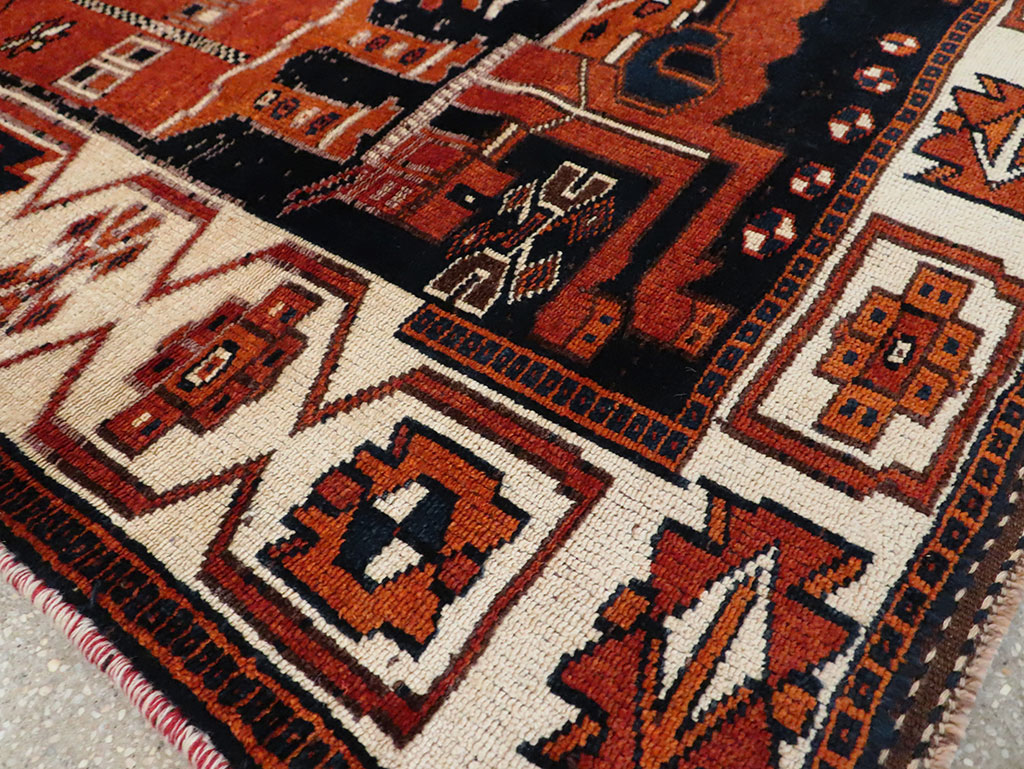 Vintage Persian Pictorial Bakhtiari Rug, No.30028 - Gsblank