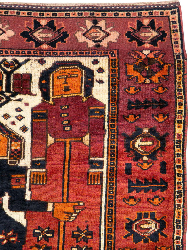 Vintage Persian Pictorial Bakhtiari Rug, No.30029 - Gsblank