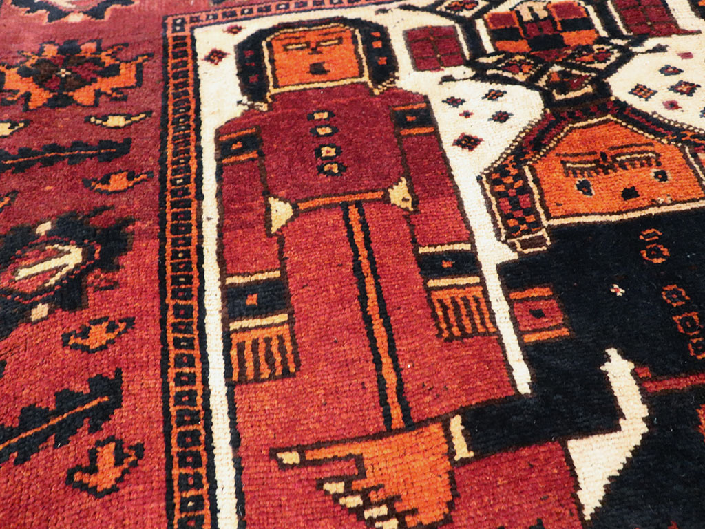 Vintage Persian Pictorial Bakhtiari Rug, No.30029 - Gsblank