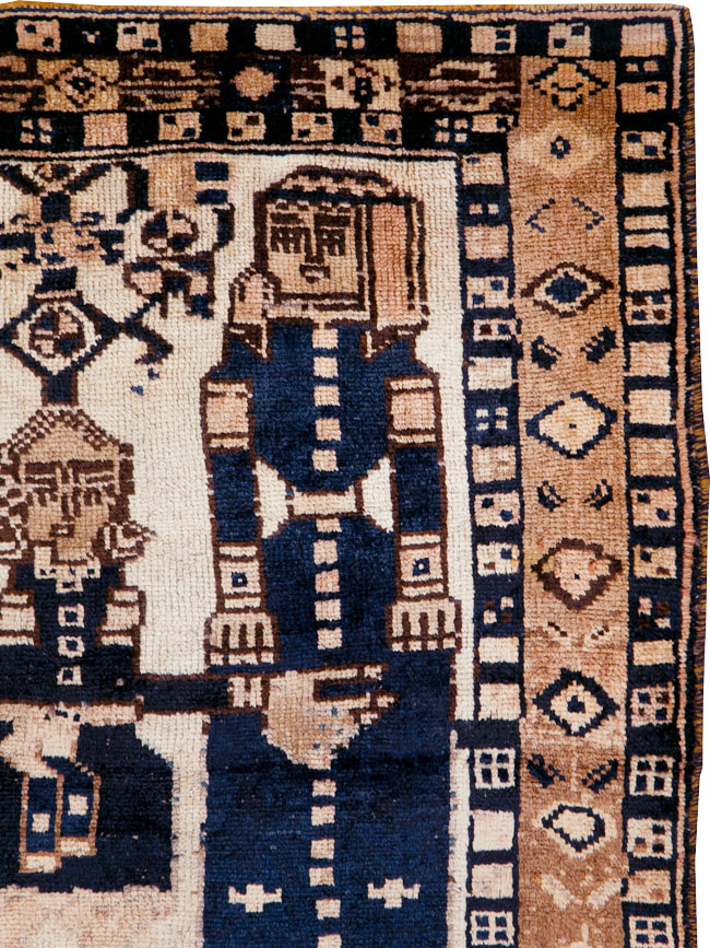 Vintage Persian Bakhtiari Rug, No.30032 - Gsblank