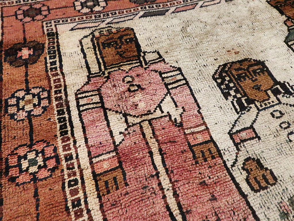 Vintage Persian Bakhtiari Pictorial Rug, No.30035 - Gsblank