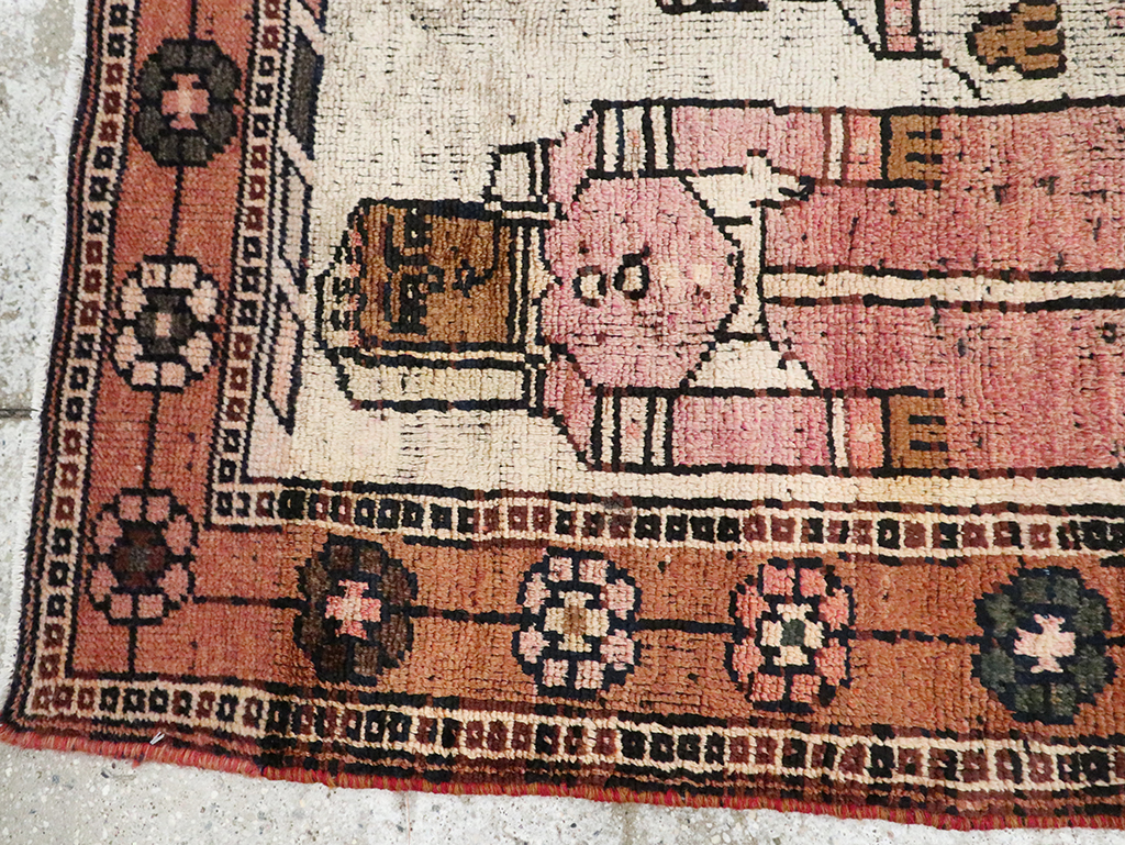 Vintage Persian Bakhtiari Pictorial Rug, No.30035 - Gsblank