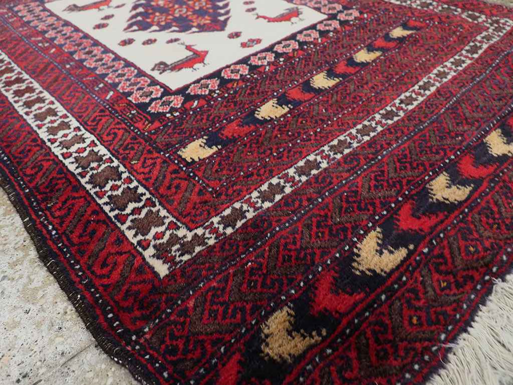 Vintage Persian Pictorial Baluch Rug, No.30055 - Gsblank