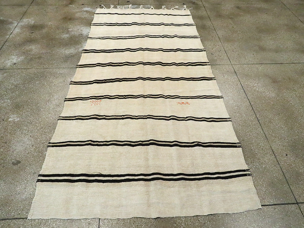 Mid-20th Century Turkish Gallery Size Flatweave, No.30081 - Gsblank