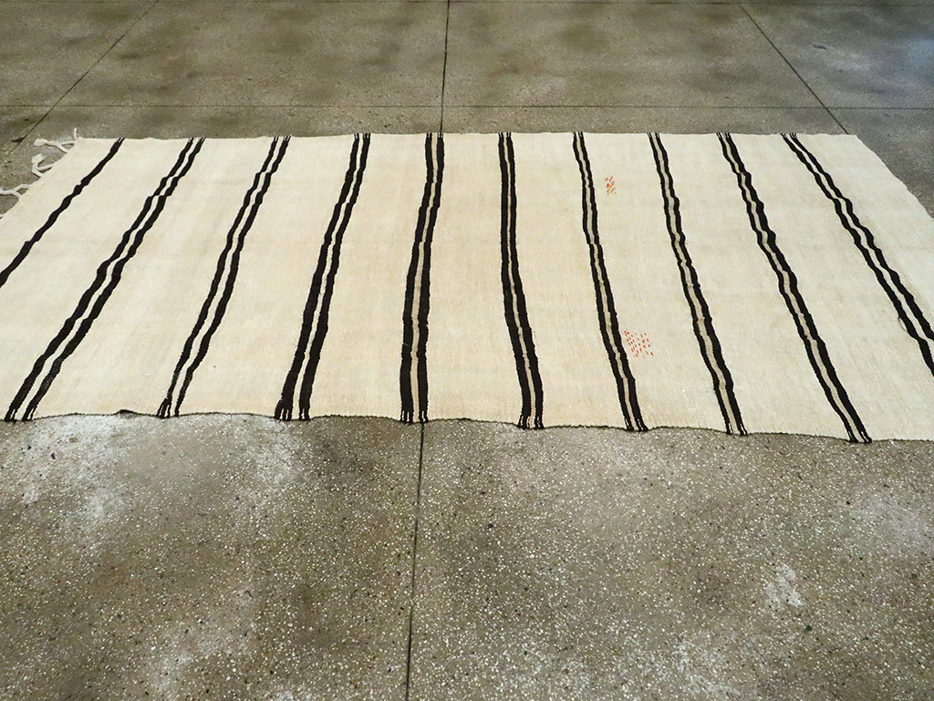 Mid-20th Century Turkish Gallery Size Flatweave, No.30081 - Gsblank