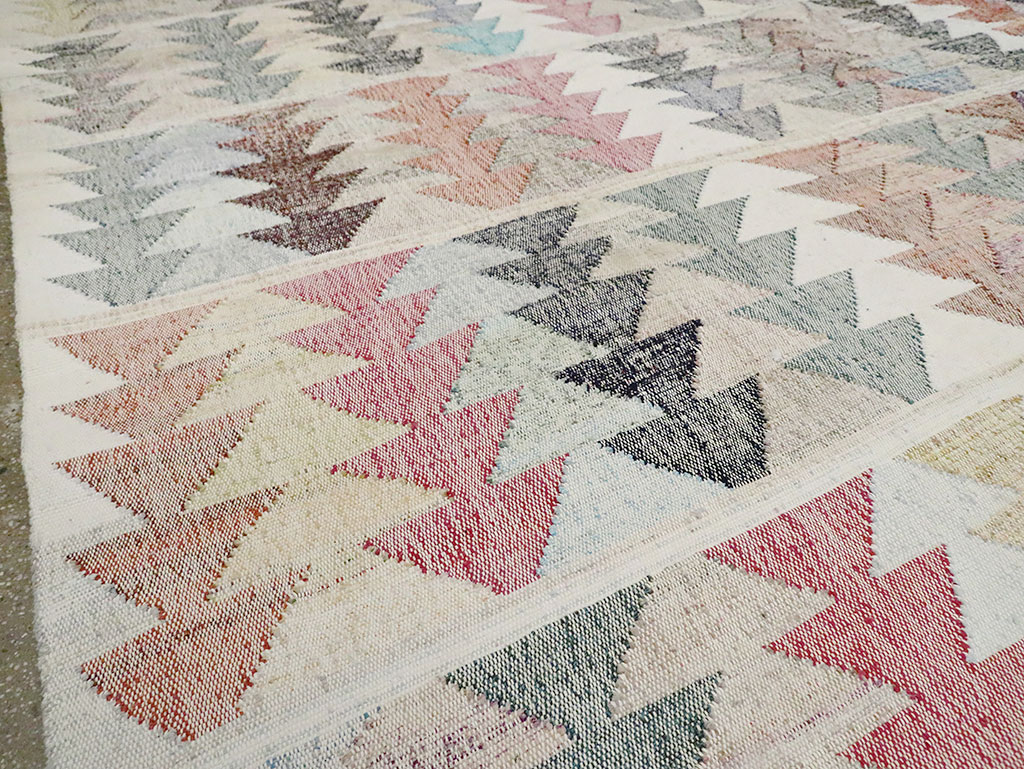 Contemporary Turkish Flatweave Kilim Room Size Carpet, No.30101 - Gsblank