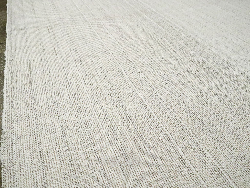 Mid-20th Century Room Size Turkish Flatweave Kilim, No.30105 - Gsblank