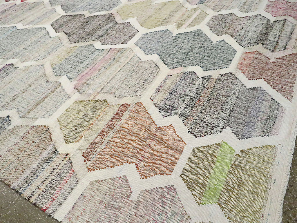 Contemporary Turkish Flatweave Kilim Large Room Size Carpet, No.30115 - Gsblank