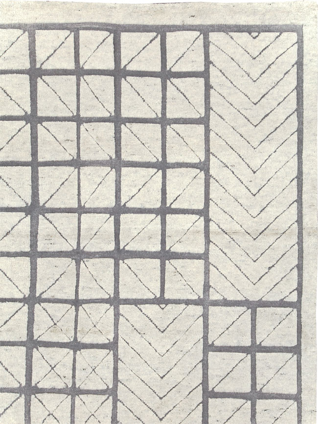 Contemporary Turkish Room Size Carpet, No.30128 - Gsblank