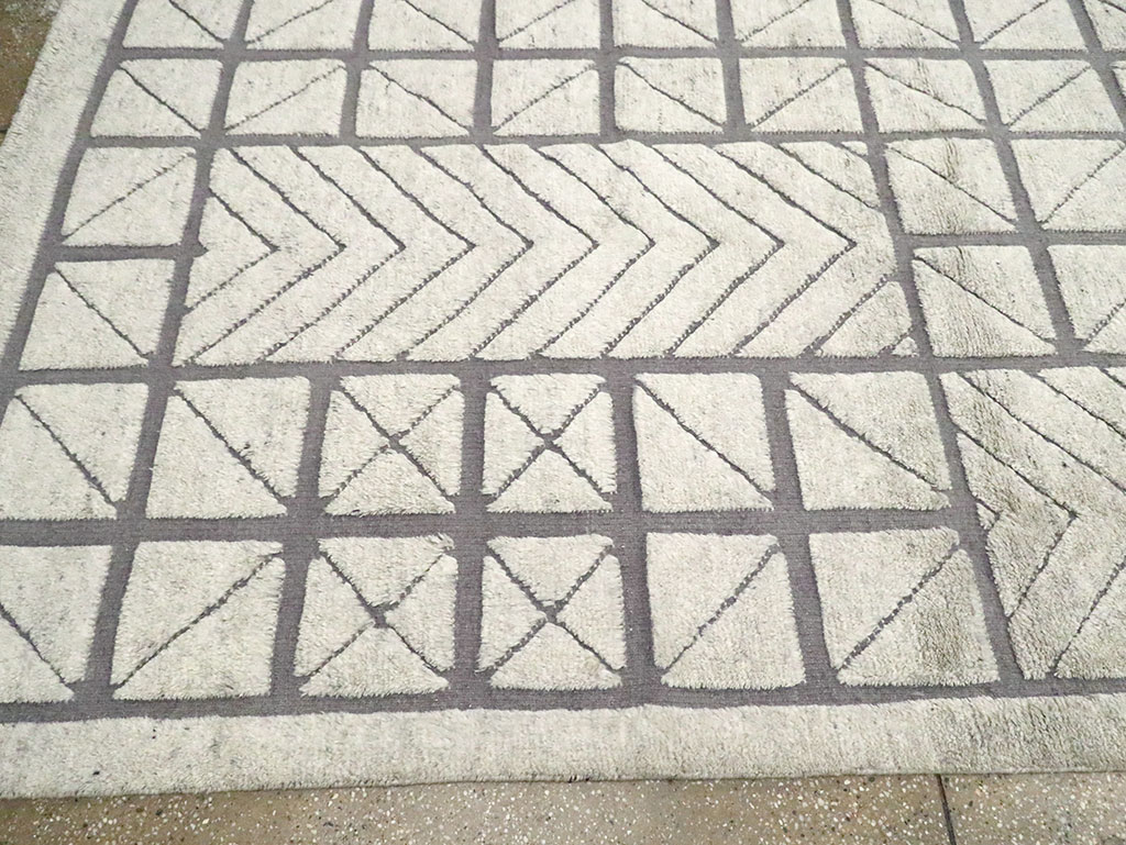 Contemporary Turkish Room Size Carpet, No.30128 - Gsblank