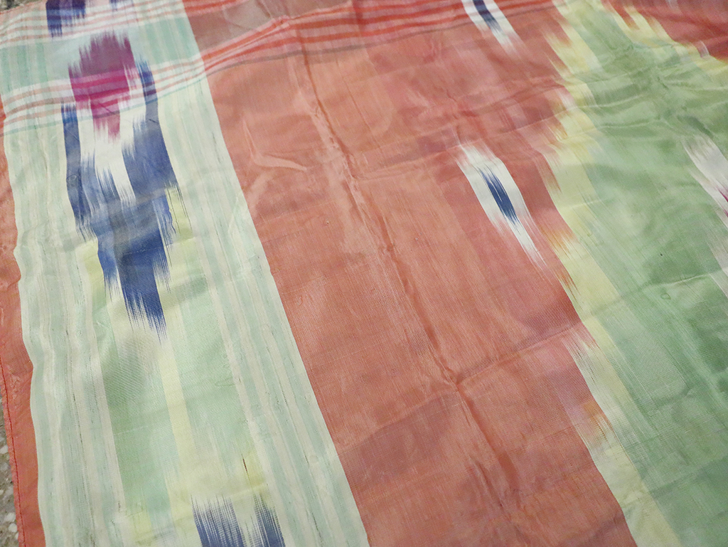 Vintage Central Asian Square Ikat Textile, No.30136 - Gsblank