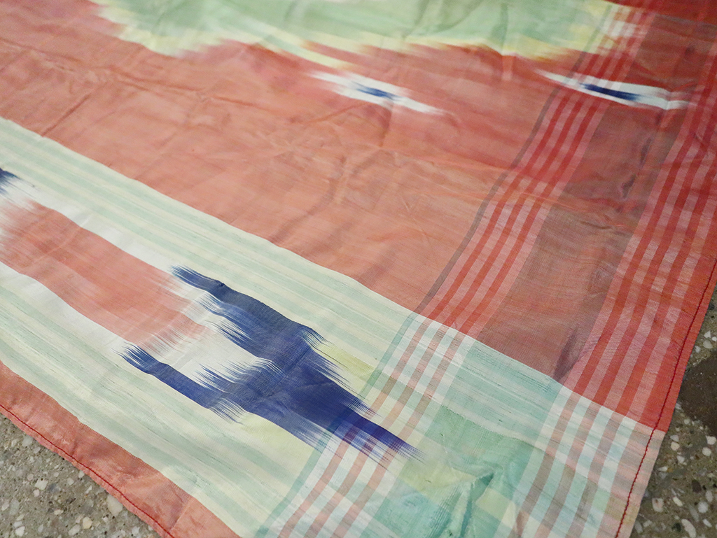 Vintage Central Asian Square Ikat Textile, No.30136 - Gsblank