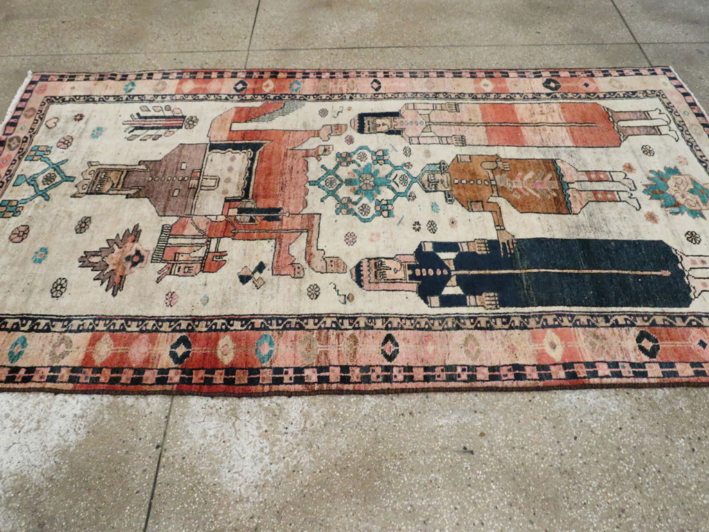 Vintage Persian Bakhtiari Pictorial Rug, No.30143 - Gsblank