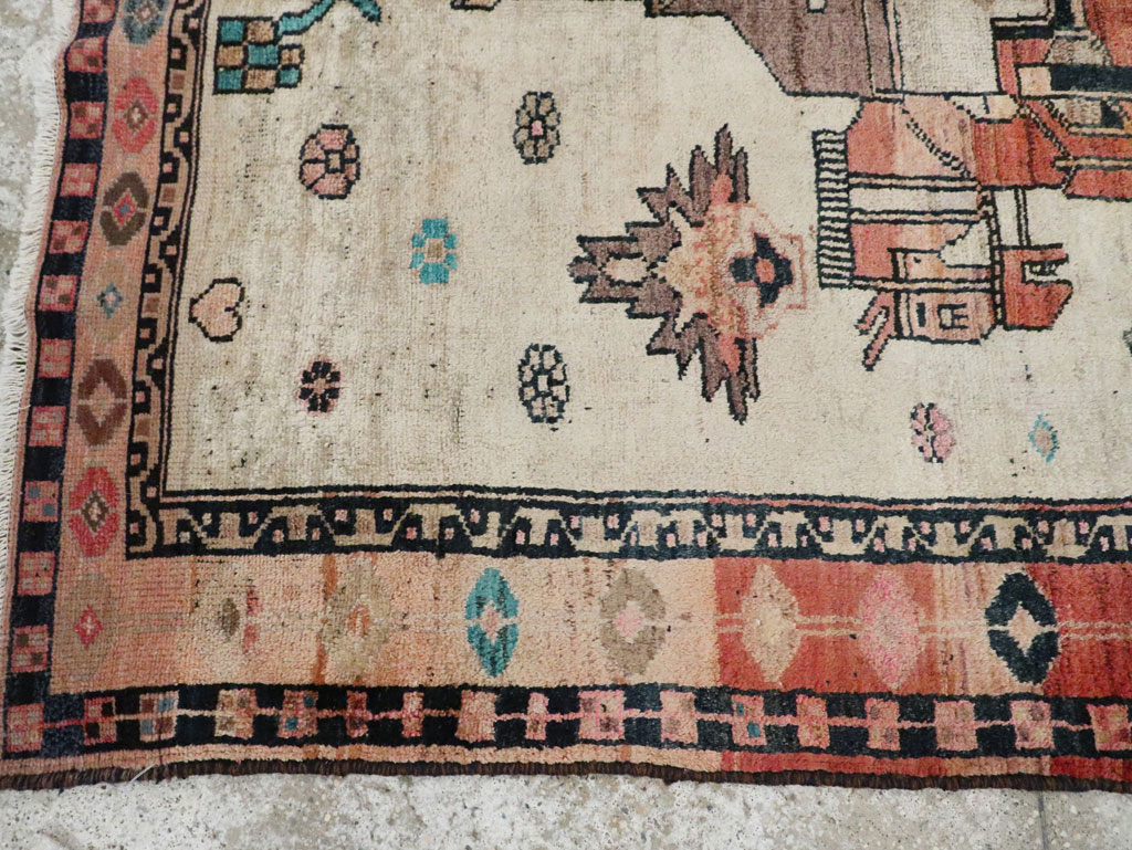 Vintage Persian Bakhtiari Pictorial Rug, No.30143 - Gsblank