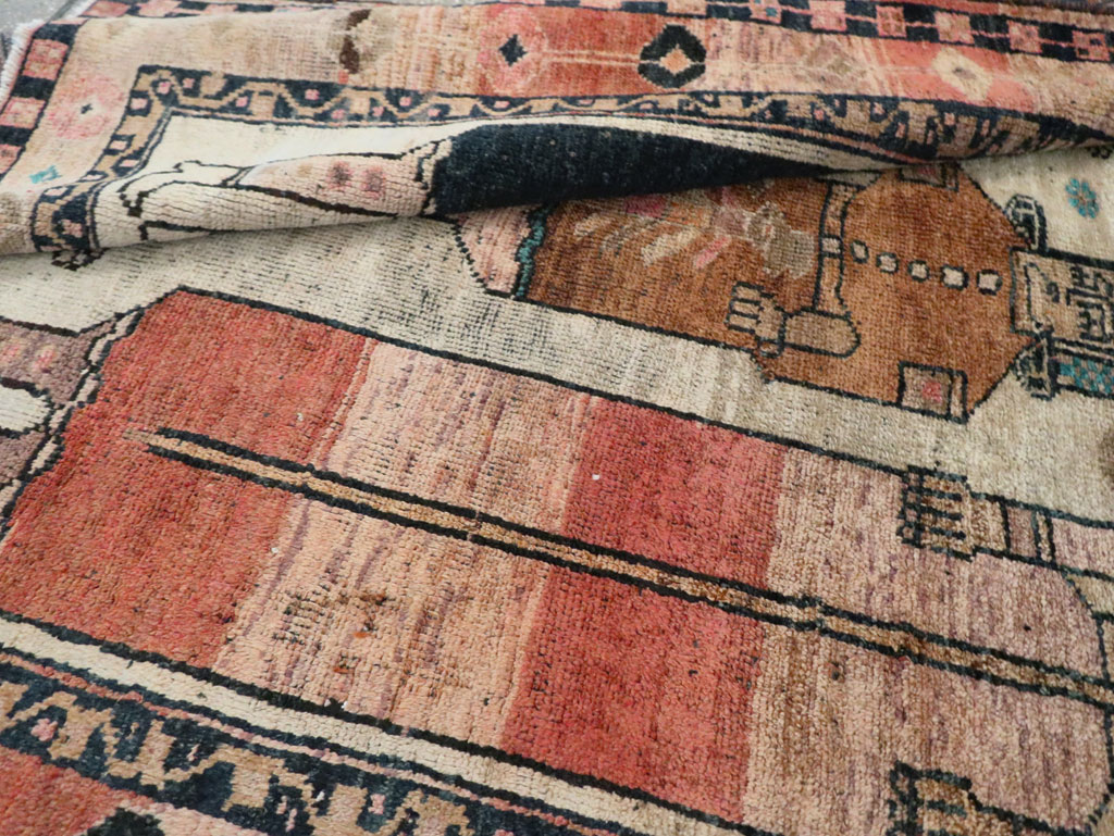 Vintage Persian Bakhtiari Pictorial Rug, No.30143 - Gsblank