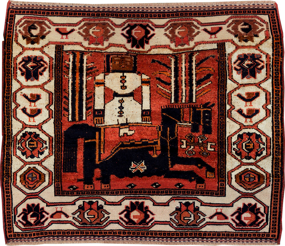 Vintage Persian Pictorial Bakhtiari Accent Rug, No.30144 - Gsblank