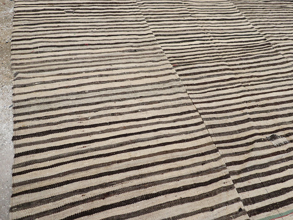 Vintage Persian Flatweave Kilim Room Size Carpet, No.30153 - Gsblank