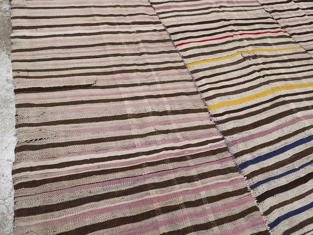 Vintage Persian Flatweave Kilim Accent Carpet, No.30154 - Gsblank