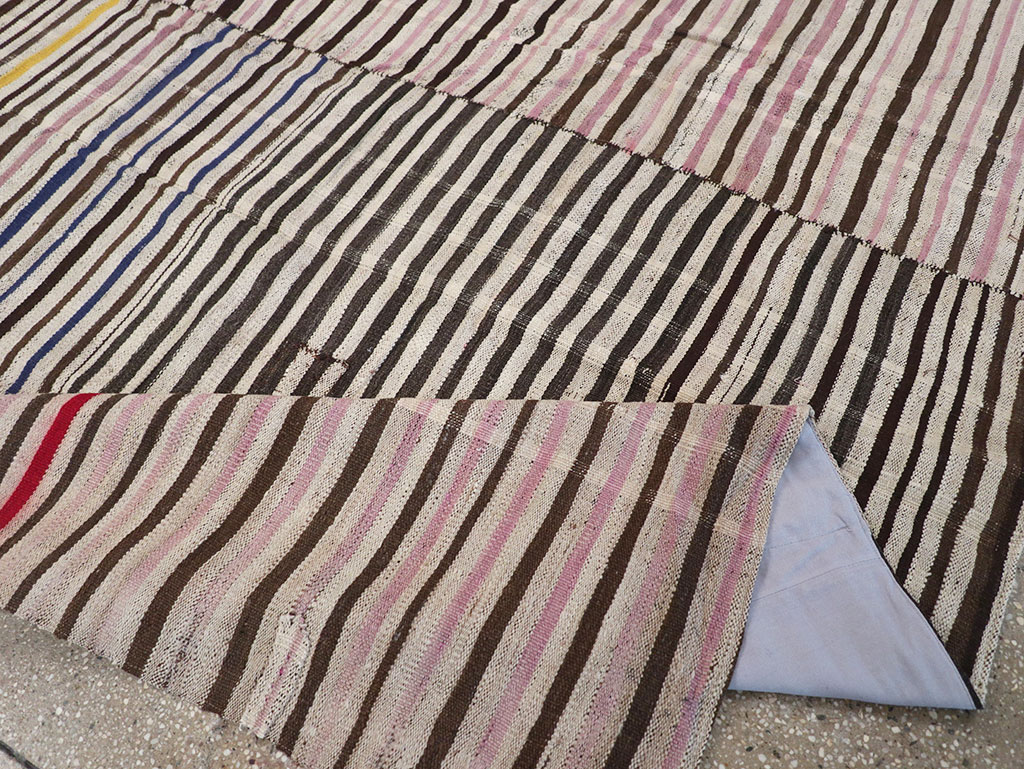 Vintage Persian Flatweave Kilim Accent Carpet, No.30154 - Gsblank