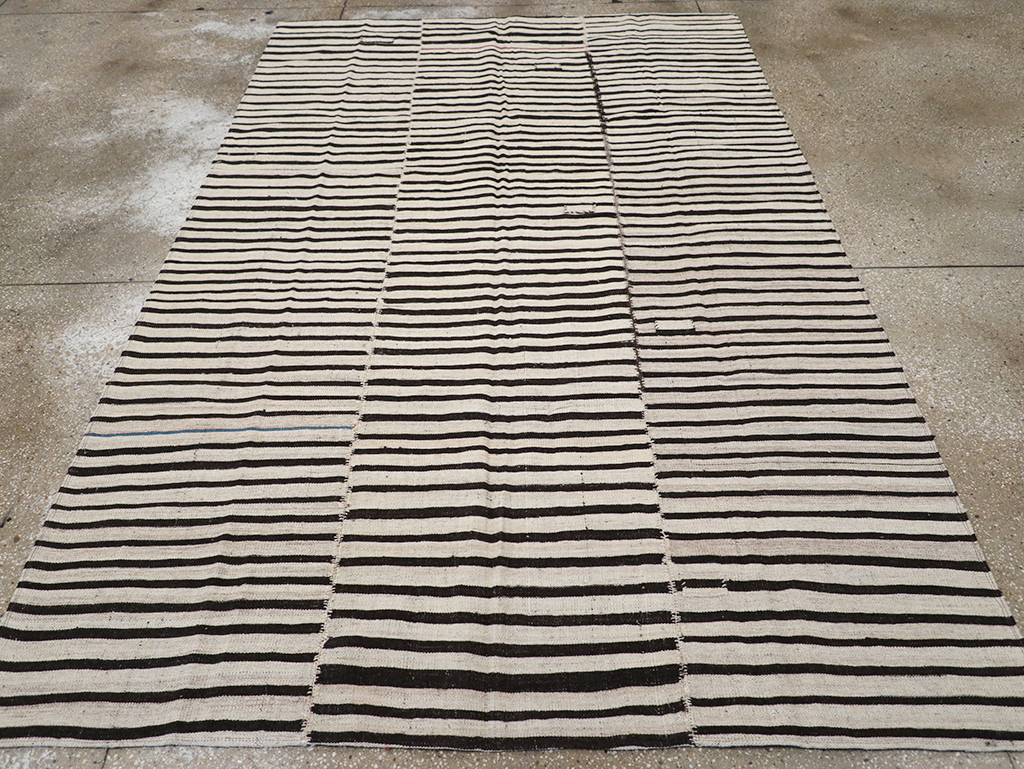 Vintage Persian Flatweave Kilim Accent Rug, No.30157 - Gsblank