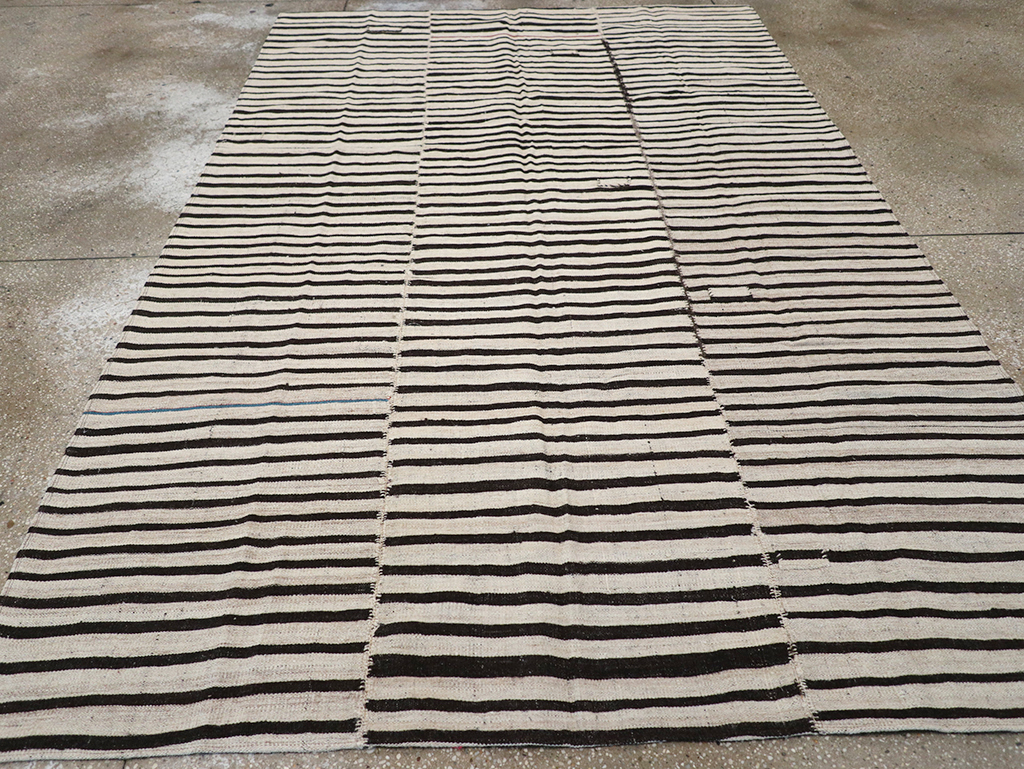 Vintage Persian Flatweave Kilim Accent Rug, No.30157 - Gsblank