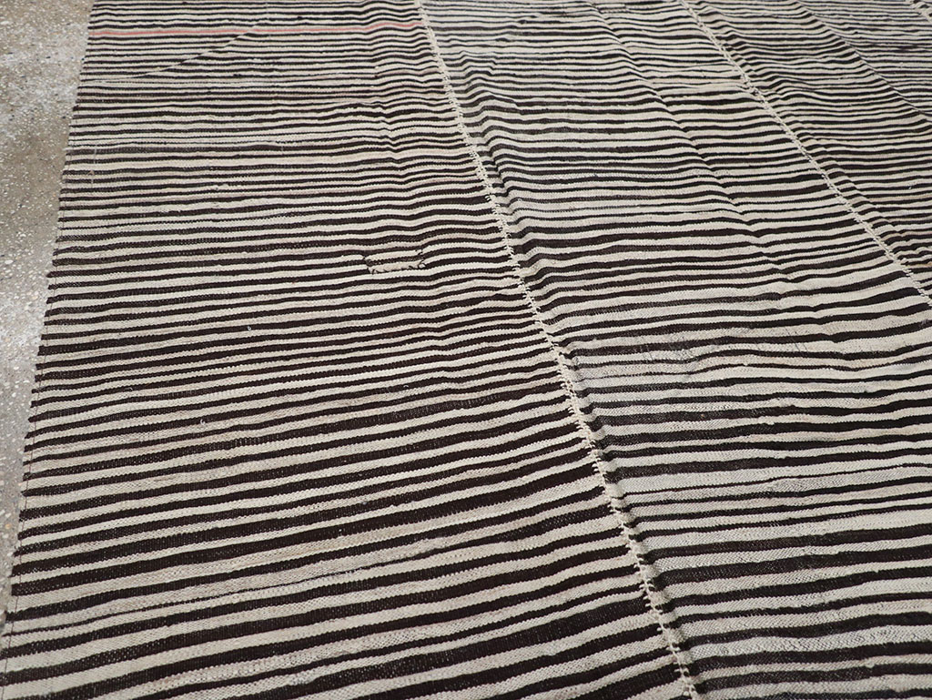 Vintage Persian Flatweave Kilim Accent Carpet, No.30162 - Gsblank