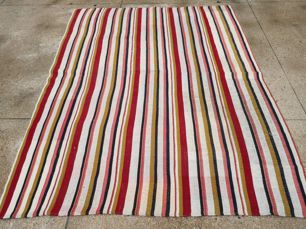 Vintage Turkish Kilim Accent Rug, No.30173 - Gsblank