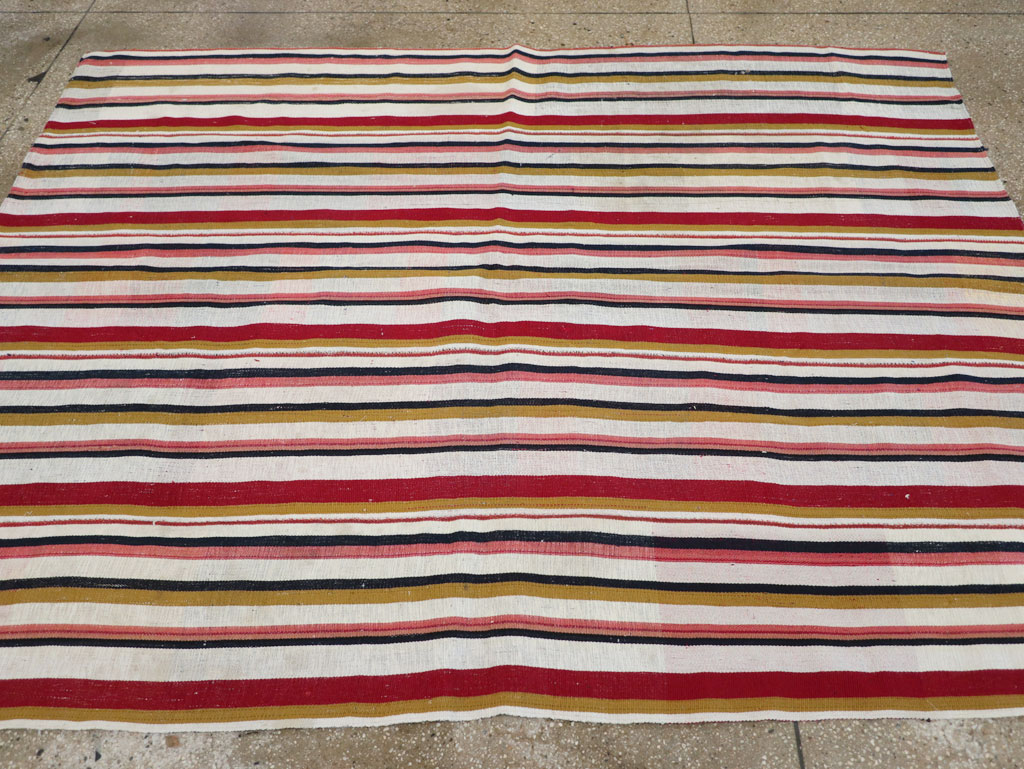 Vintage Turkish Kilim Accent Rug, No.30173 - Gsblank
