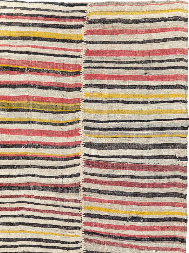 Vintage Persian Flatweave Kilim Accent Rug, No.30174 - Gsblank