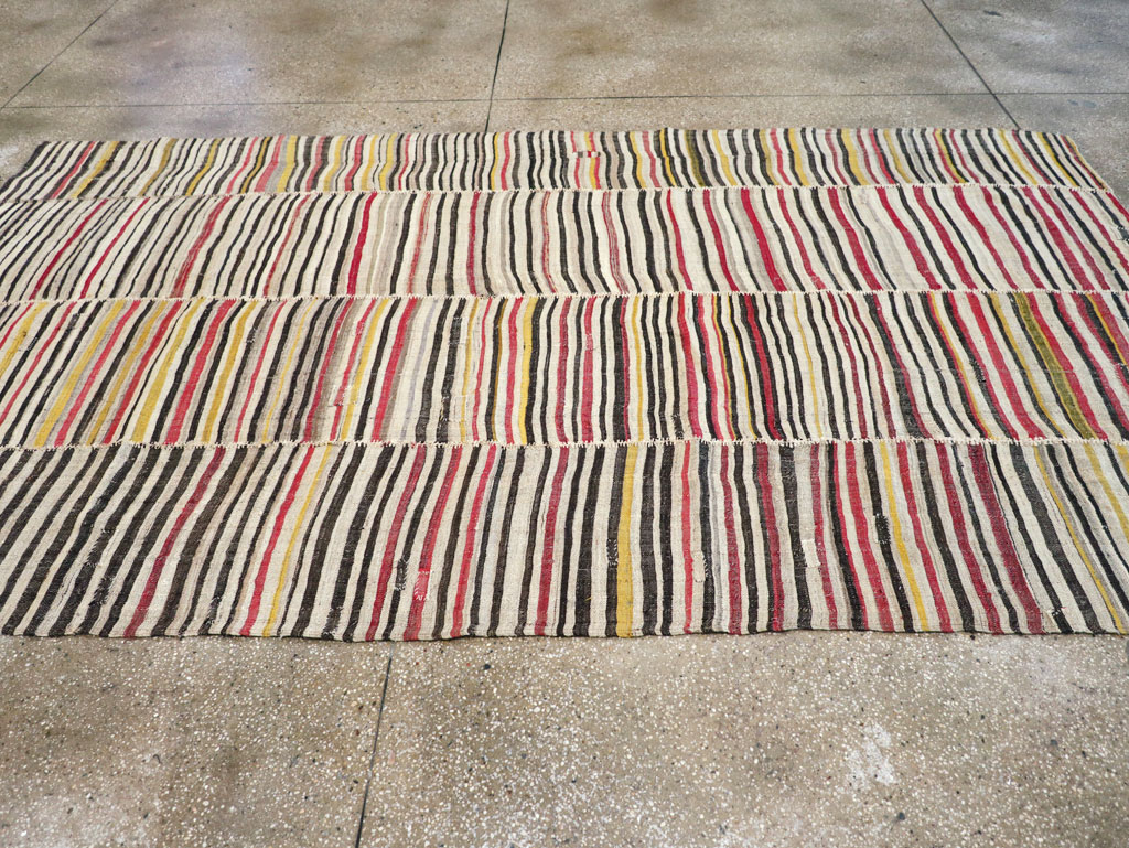 Vintage Persian Flatweave Kilim Accent Rug, No.30174 - Gsblank