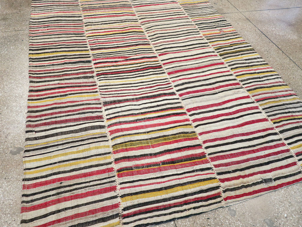 Vintage Persian Flatweave Kilim Accent Rug, No.30174 - Gsblank