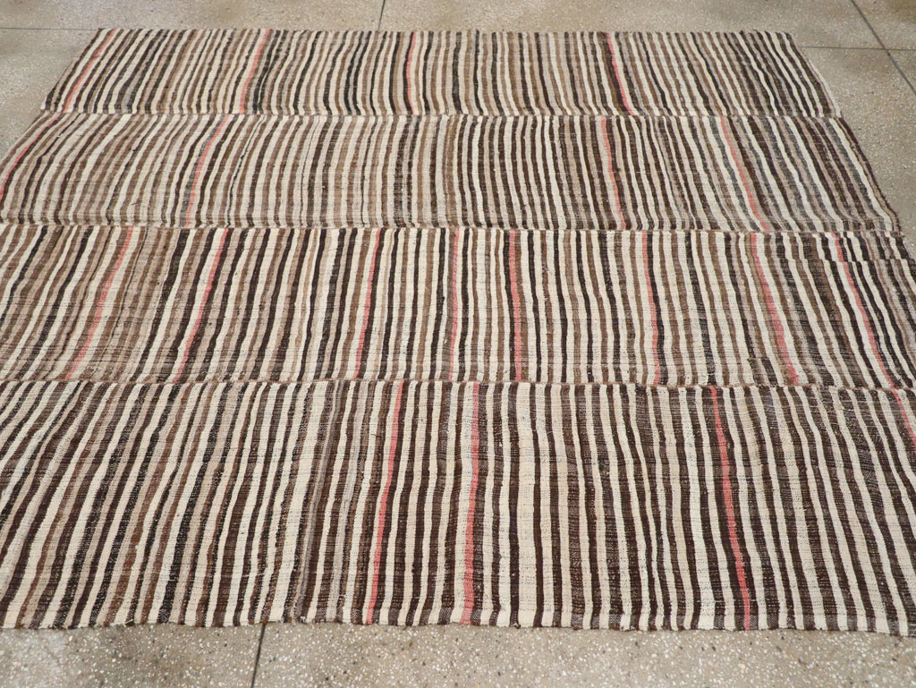 Vintage Persian Mazandaran Kilim Accent Carpet, No.30178 - Gsblank