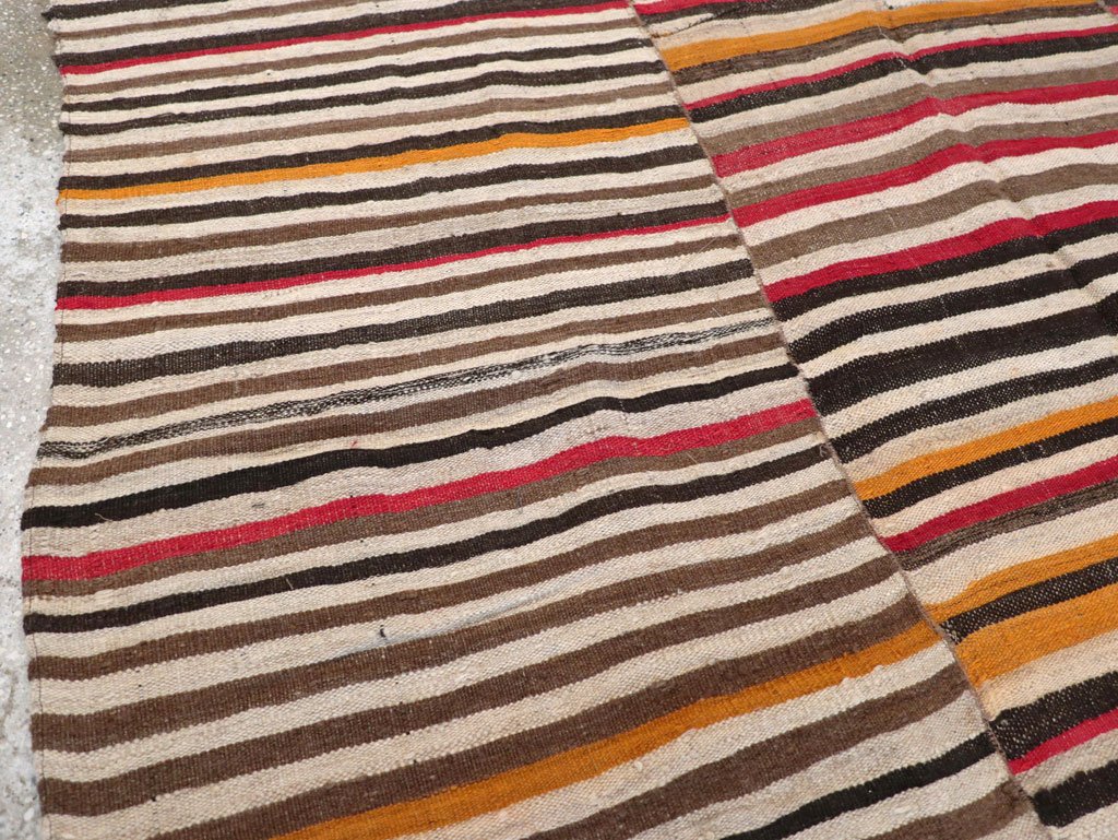 Vintage Persian Flatweave Kilim Accent Carpet, No.30179 - Gsblank