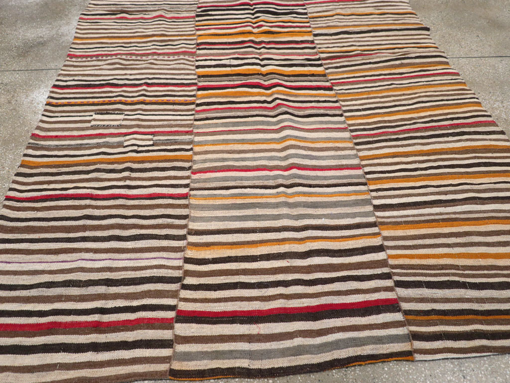 Vintage Persian Flatweave Kilim Accent Carpet, No.30179 - Gsblank