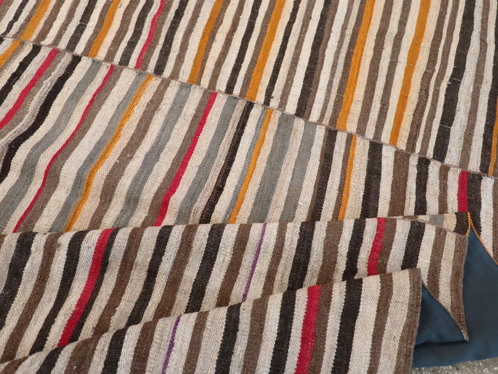 Vintage Persian Flatweave Kilim Accent Carpet, No.30179 - Gsblank