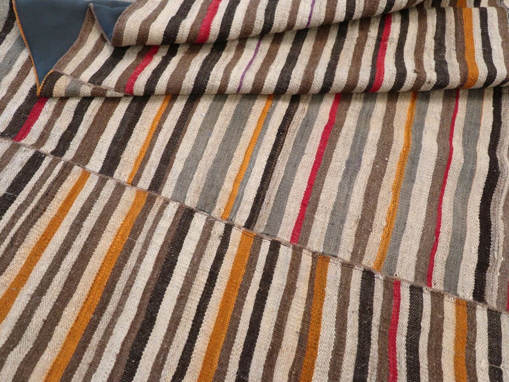 Vintage Persian Flatweave Kilim Accent Carpet, No.30179 - Gsblank