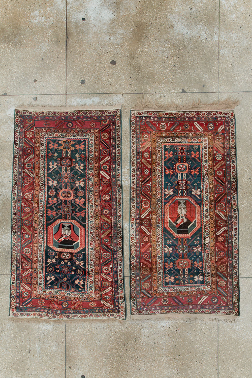 Antique Persian Bakshaish Pictorial Throw Rug, No.30188 - Gsblank